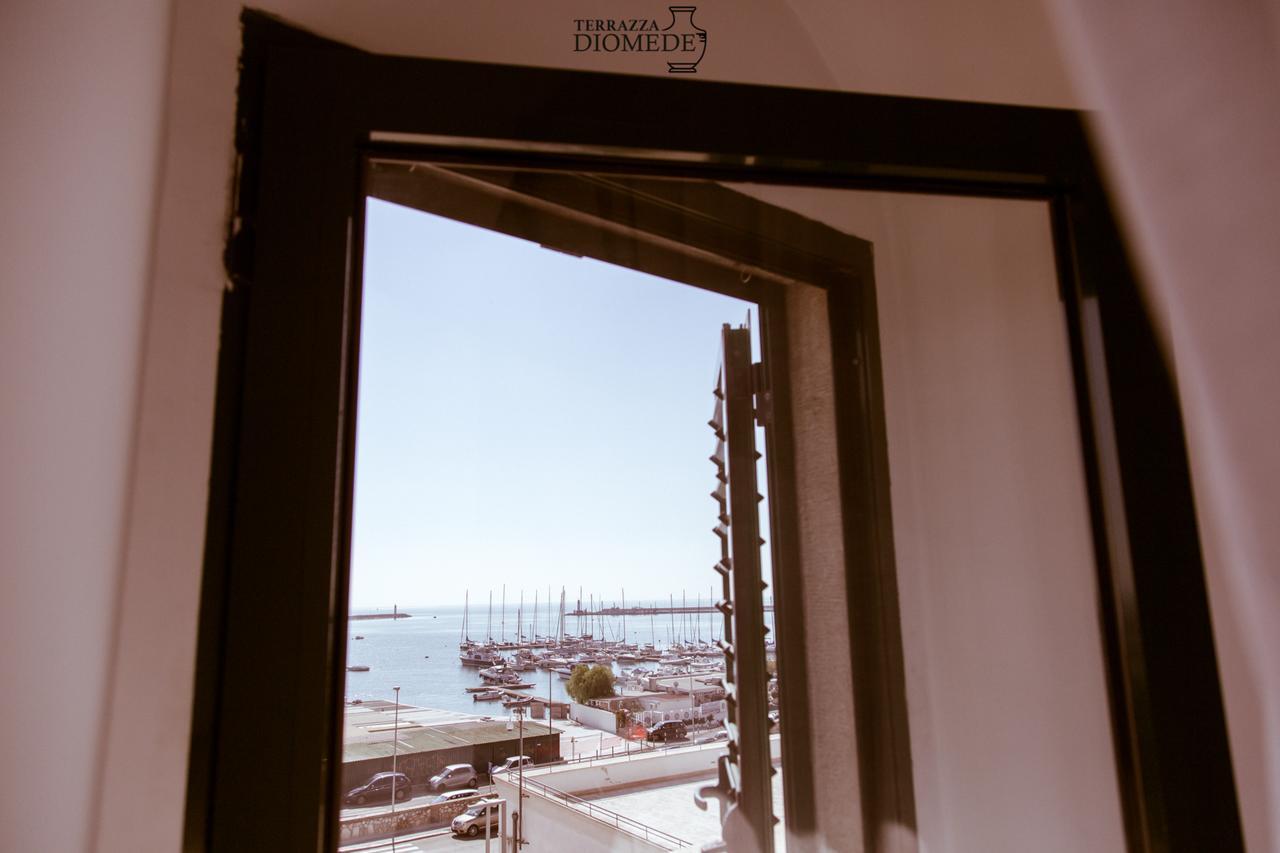 Terrazza Diomede- Manfredi Homes & Villas มันเฟรโดเนีย ภายนอก รูปภาพ