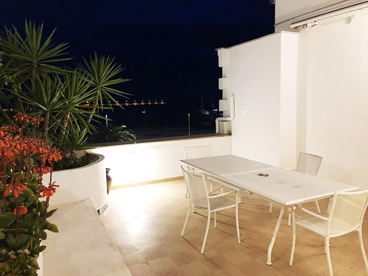 Terrazza Diomede- Manfredi Homes & Villas มันเฟรโดเนีย ภายนอก รูปภาพ